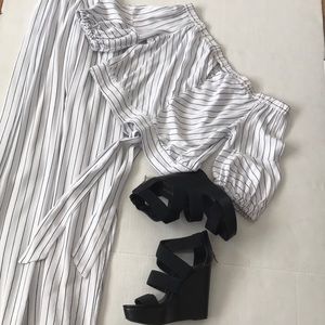 Black and white stripe top